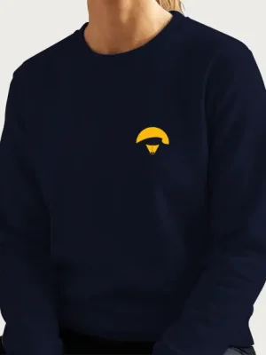 sweat avec visuel flocké jaune d'or avec une vague, des palmes de bodyboard et le soleil